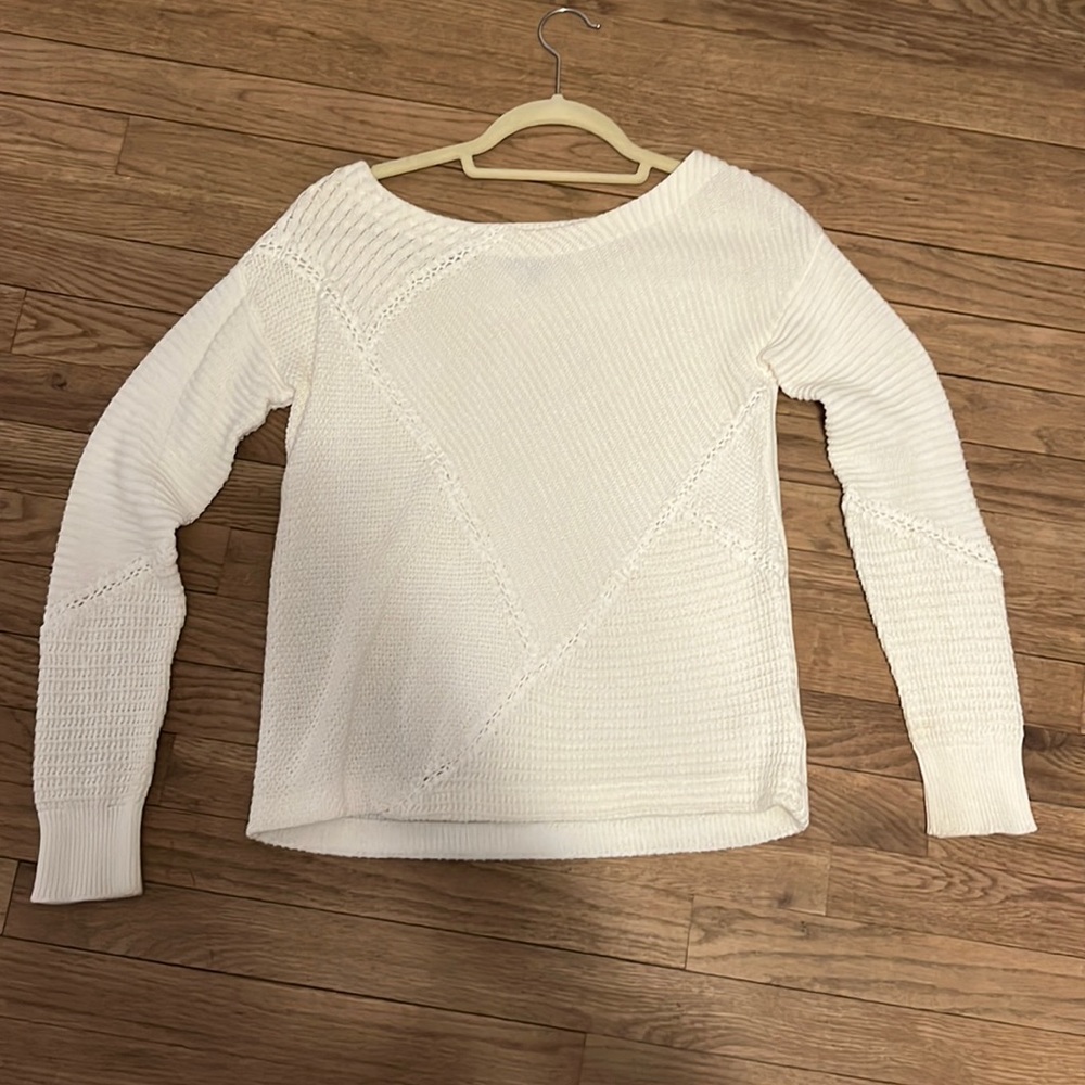 SPLENDID SWEATER